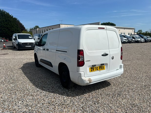 Vauxhall Combo LWB L2H1 2300 Sportive Air Con Sensors EURO 6 8