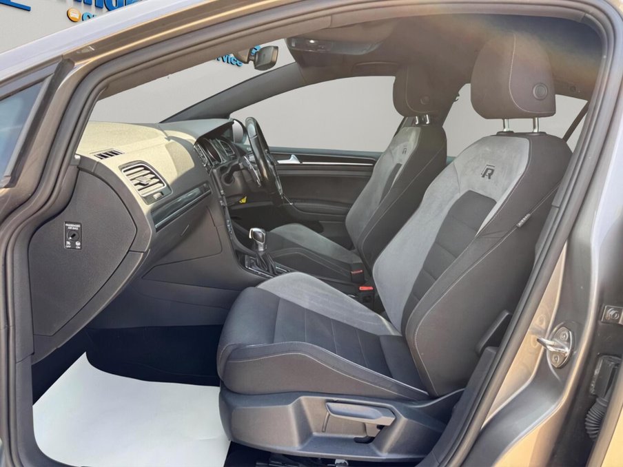 2016 Volkswagen Golf — image 45