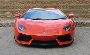 Lamborghini Aventador LP 700-4 10