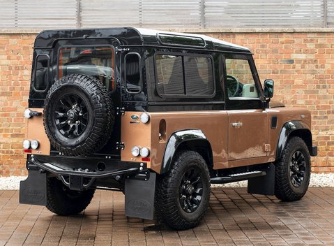 Land Rover Defender 90 Autobiography Edition 7