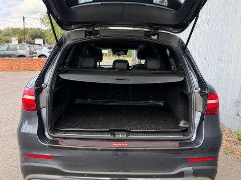 Mercedes-Benz GLC 2.1 GLC 220 D 4Matic AMG Line Premium Auto 4WD 5dr 17