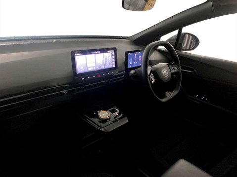 MG MG4 64kWh SE Long Range Hatchback 5dr Electric Auto (203 ps) Air Con - Bluetoo 14