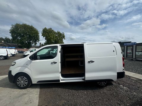 Vauxhall Vivaro 1.5 Vivaro F2900 Professional S/S 5