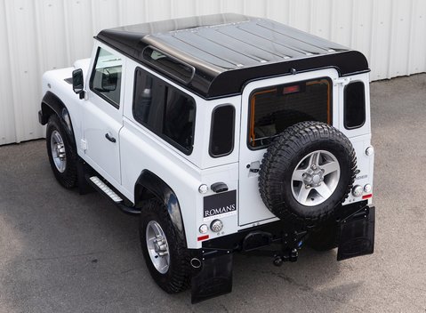Land Rover Defender 90 Landmark 9