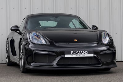 Porsche Cayman GT4 (718)