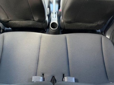 Toyota Aygo X VVT-I EDGE 41