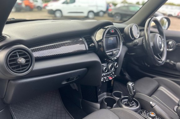 Mini Convertible COOPER S CLASSIC AUTO CONVERTIBLE 34