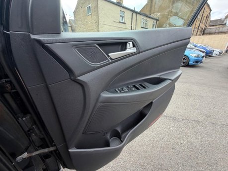 Hyundai TUCSON GDI S CONNECT 15