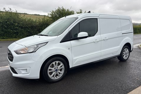 Ford Transit Connect 240 L2 Limited 120 ps Panel Van 1