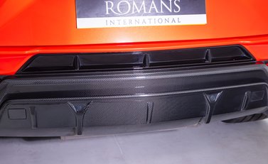 Lamborghini Urus PERFORMANTE 48