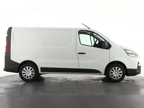 Nissan Primastar 30 L1H1 2.0 dCi 110ps Acenta 5