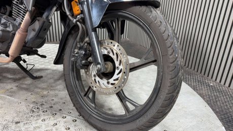 Honda CB CBF125 2022 HIGH MILES RUNNING PROJECT BIKE SPARES OR REPAIR 125CC 8