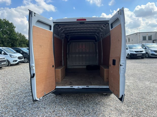 Vauxhall Movano LWB L3H2 (SOLD) Medium Roof F3500 Edition T D S/S EURO 6 NO VAT 8