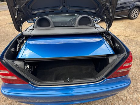 Mercedes-Benz SLK 2.3 SLK230 Kompressor 2dr 17