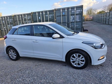 Hyundai i20 1.4 SE Hatchback 5dr Petrol Auto Euro 6 (100 ps) 14