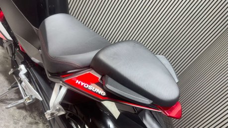 Hyosung GD 2016 ONLY 1K 250CC SPORTS BIKE LIGHTWEIGHT LONG MOT 12