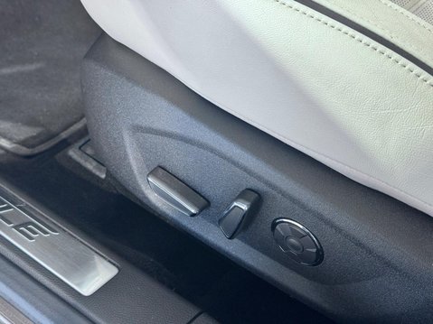 Ford Mondeo 2.0 TDCi Vignale Powershift Euro 6 (s/s) 5dr 35