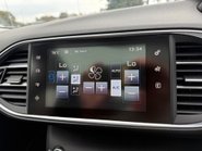 Peugeot 308 E-HDI FELINE 17