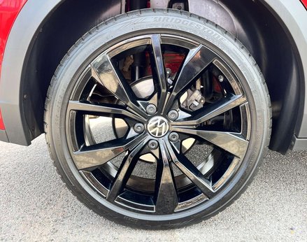 Volkswagen T-Roc 1.5 T-Roc R-Line TSI Semi-Auto 5dr 15