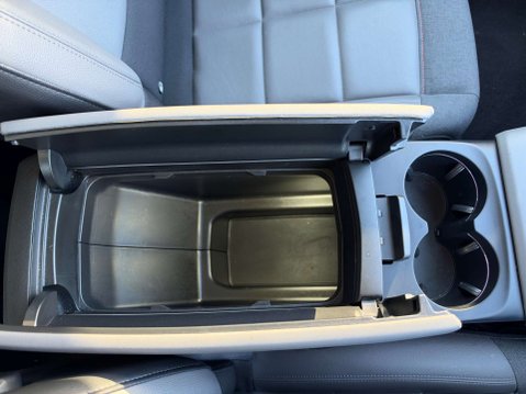 Citroen C5 Aircross 1.6 13.2kWh Shine Plus SUV 5dr Petrol Plug-in Hybrid e-EAT8 Euro 6 (s/s) (2 44