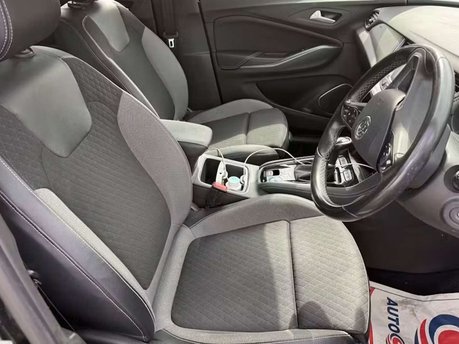 Vauxhall Grandland X 1.2 Turbo GPF Sport Nav SUV 5dr Petrol Auto Euro 6 (s/s) (130 ps) 5