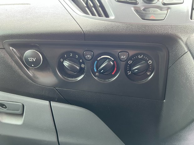 Ford Transit Custom SWB L1H1 Sport 155 Tdci Air Alloy Nav 1 OWNER NO VAT 31