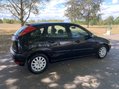 Ford Focus GHIA 4