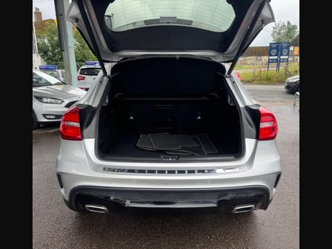 Mercedes-Benz GLA 2.1 GLA220d AMG Line (Premium) 7G-DCT 4MATIC Euro 6 (s/s) 5dr 32