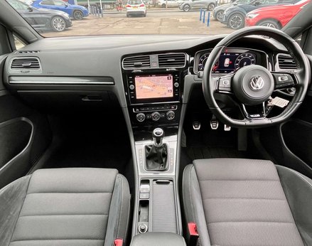 Volkswagen Golf 2.0 Golf R TSi 4WD 5dr 2