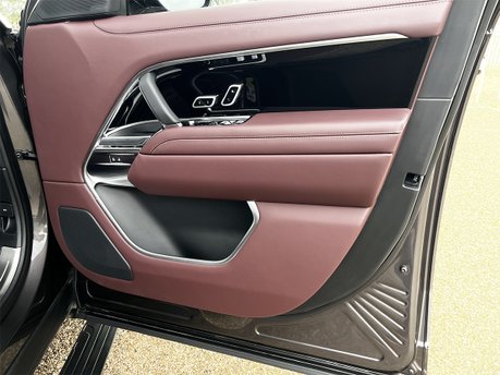 Land Rover Range Rover P400 MHEV AUTOBIOGRAPHY 45