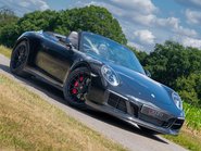 Porsche 911 Carrera GTS PDK 19