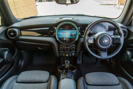 Mini Hatch COOPER S LEVEL 2