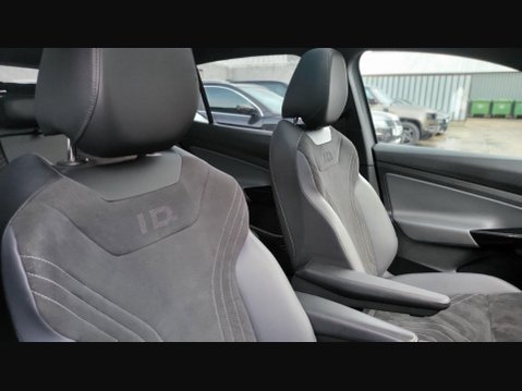 Volkswagen Id.5 Pro Performance 77kWh Style Auto 5dr 30