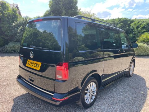 Volkswagen Caravelle 2.0 TDI Executive MPV 5dr Diesel DSG Euro 6 (s/s) (150 ps) 15