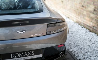 Aston Martin V12 Vantage S 24
