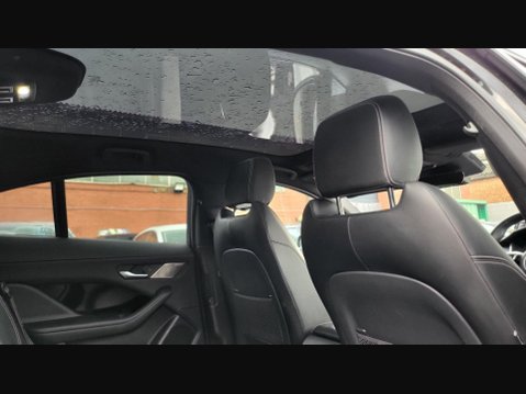 Jaguar I-Pace BLACK 16
