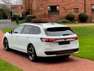 Volkswagen Passat R-LINE DSG 4