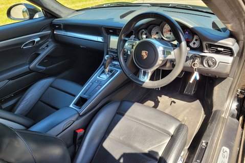 Porsche 911 CARRERA 4S PDK 24