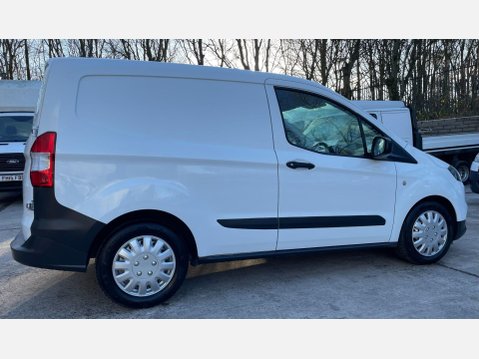 Ford Transit Courier 1.5 TDCi L1 Euro 6 5dr 8