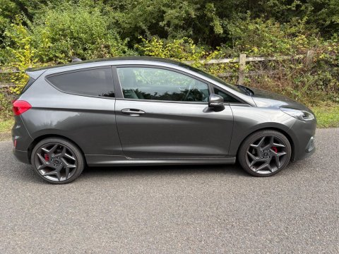 Ford Fiesta ST-3 6