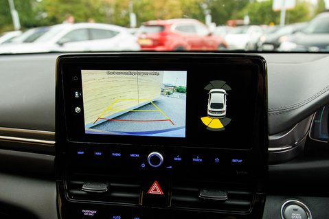 Hyundai IONIQ PREMIUM SE MHEV 20