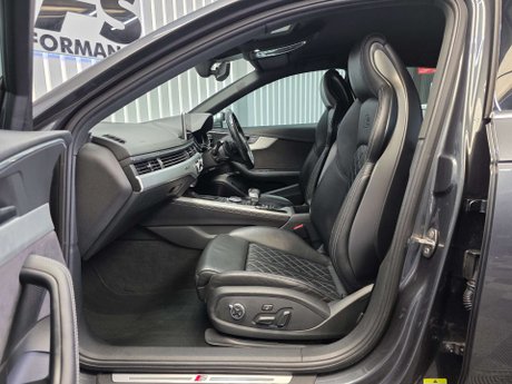 Audi S4 3.0 TFSI V6 Saloon 4dr Petrol Tiptronic quattro Euro 6 (s/s) (354 ps) 40