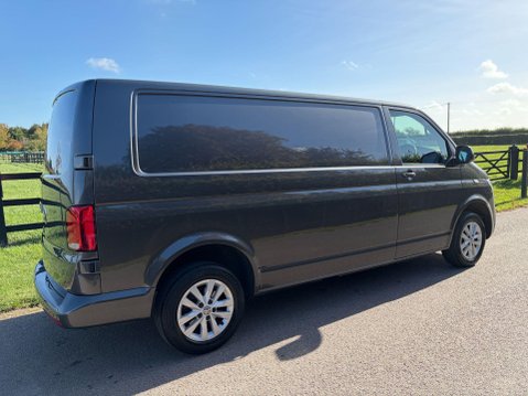 Volkswagen Transporter 2.0 TDI T30 Highline Panel Van 5dr Diesel DSG FWD LWB Euro 6 (s/s) (150 ps) 14