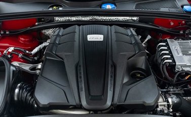 Porsche Macan S 30