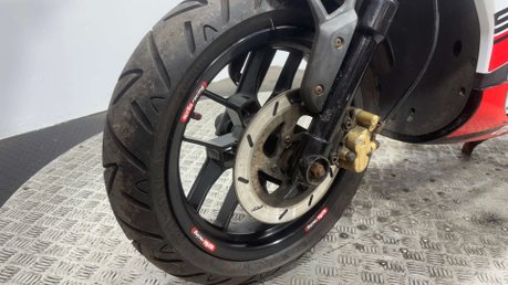 Aprilia SR 2013 12K RUNNING 2 STROKE PROJECT SCOOTER 50CC LEARNER BIKE 16