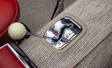 Mercedes-Benz 280 SL W113 Pagoda 38