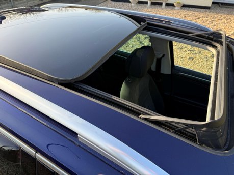 Volkswagen Tiguan 2.0 TDI BlueMotion Tech SEL Euro 6 (s/s) 5dr 2