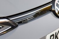 Volkswagen Golf R-LINE TSI 6