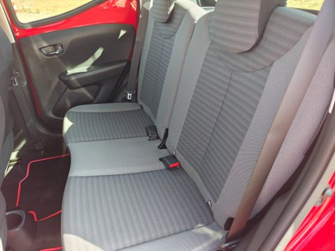 Toyota Aygo VVT-I X-PLAY X-SHIFT 18