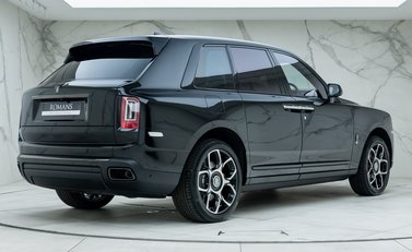Rolls-Royce Cullinan Black Badge 5